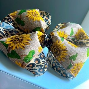 Cheetah print and flower hair bow.